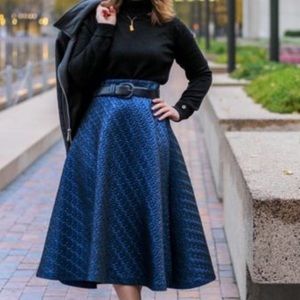 Banana republic metallic midi blue a-line skirt size 4